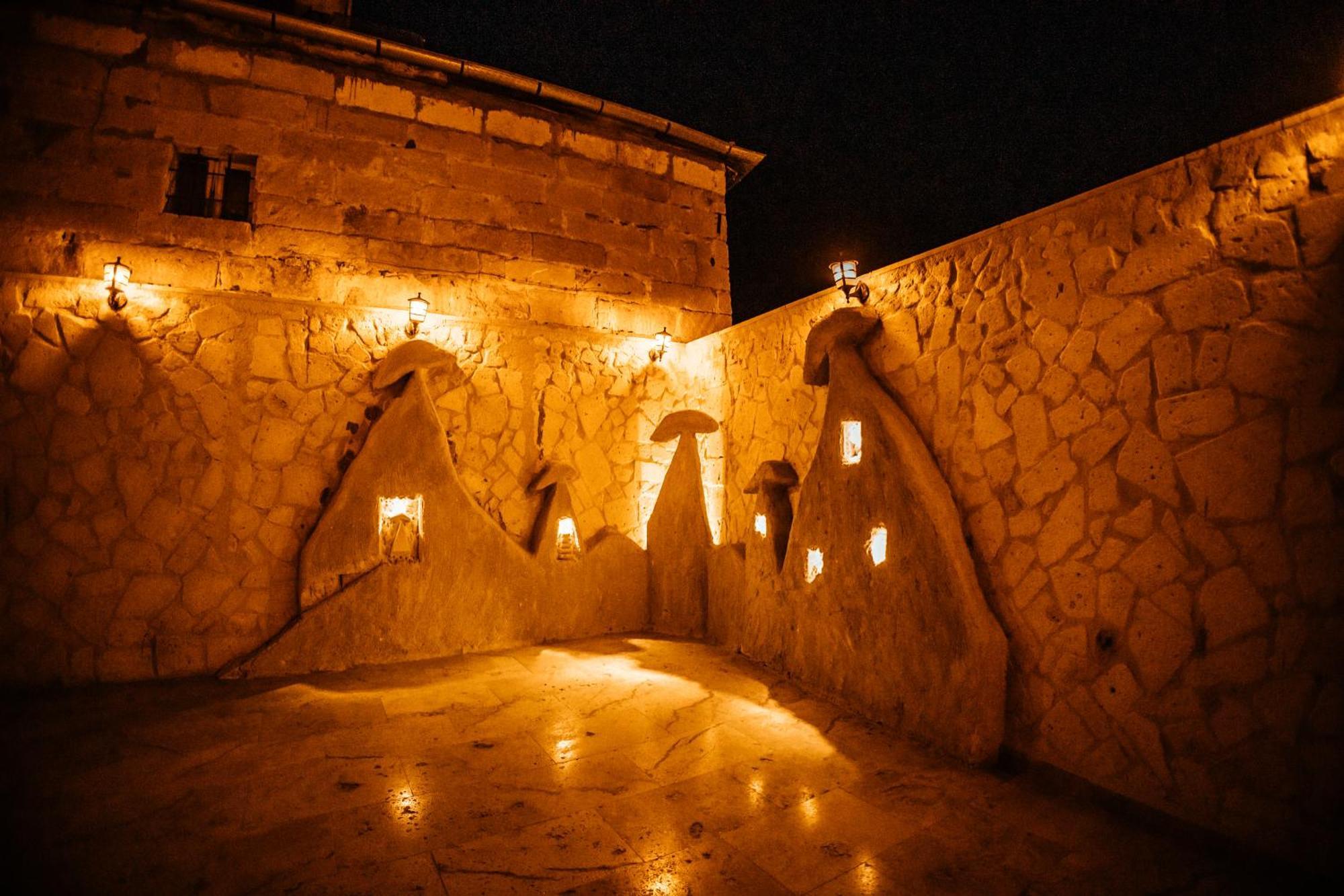 Vanessa Cave House Bed & Breakfast อูร์กุบ ภายนอก รูปภาพ